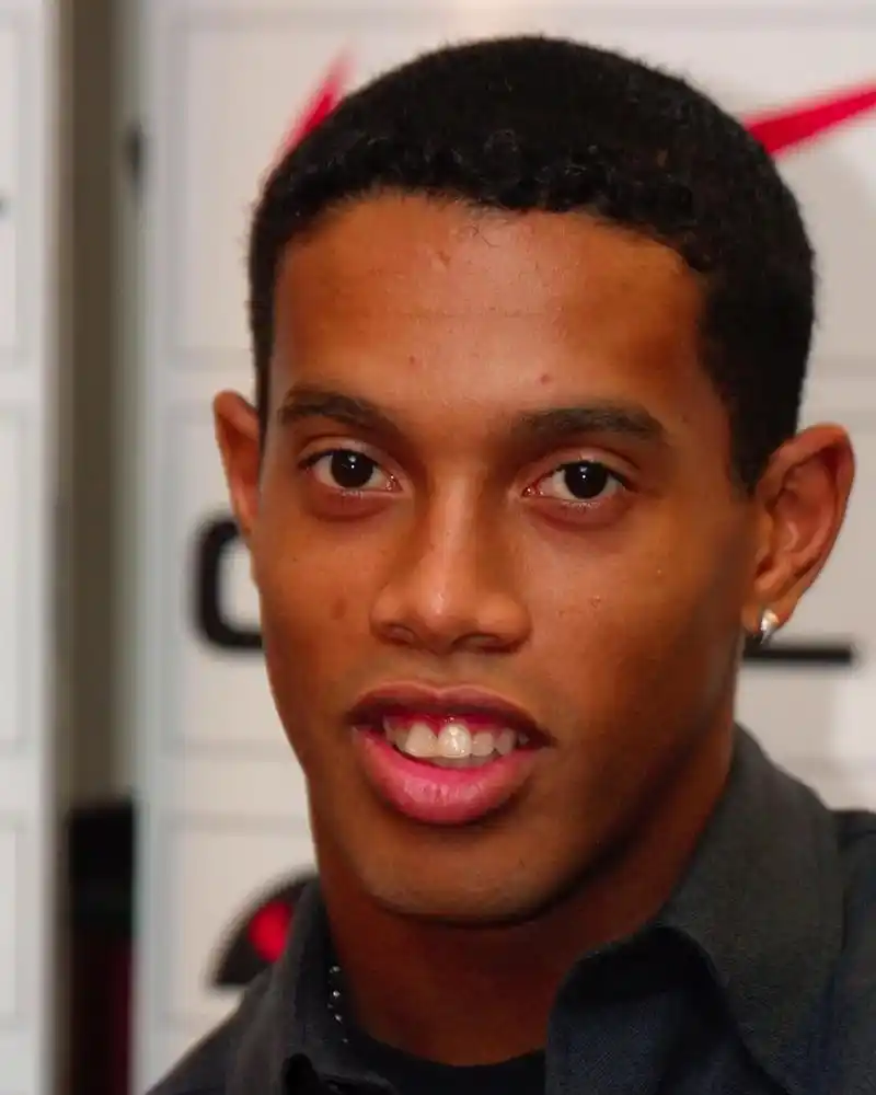 家男子足球 家男子足球