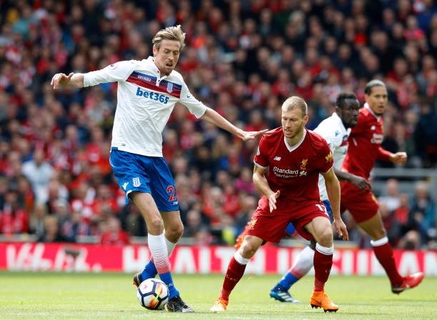 以其惯常的 以其惯常的