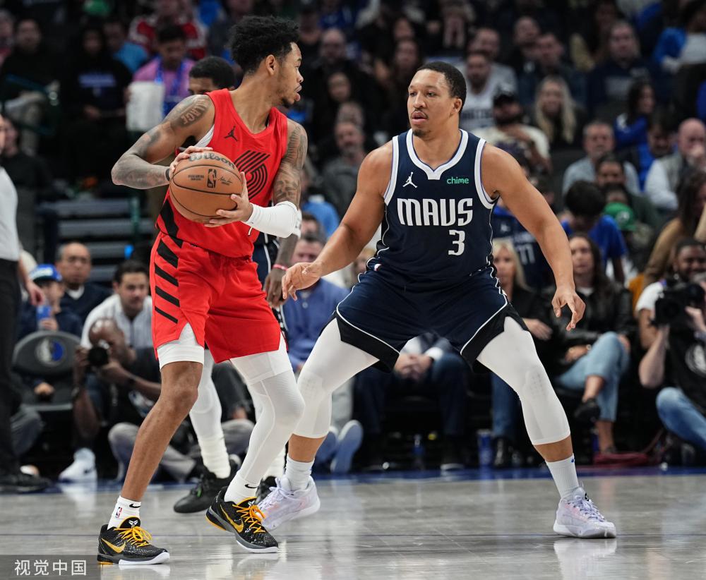 表现出了积 表现出了积